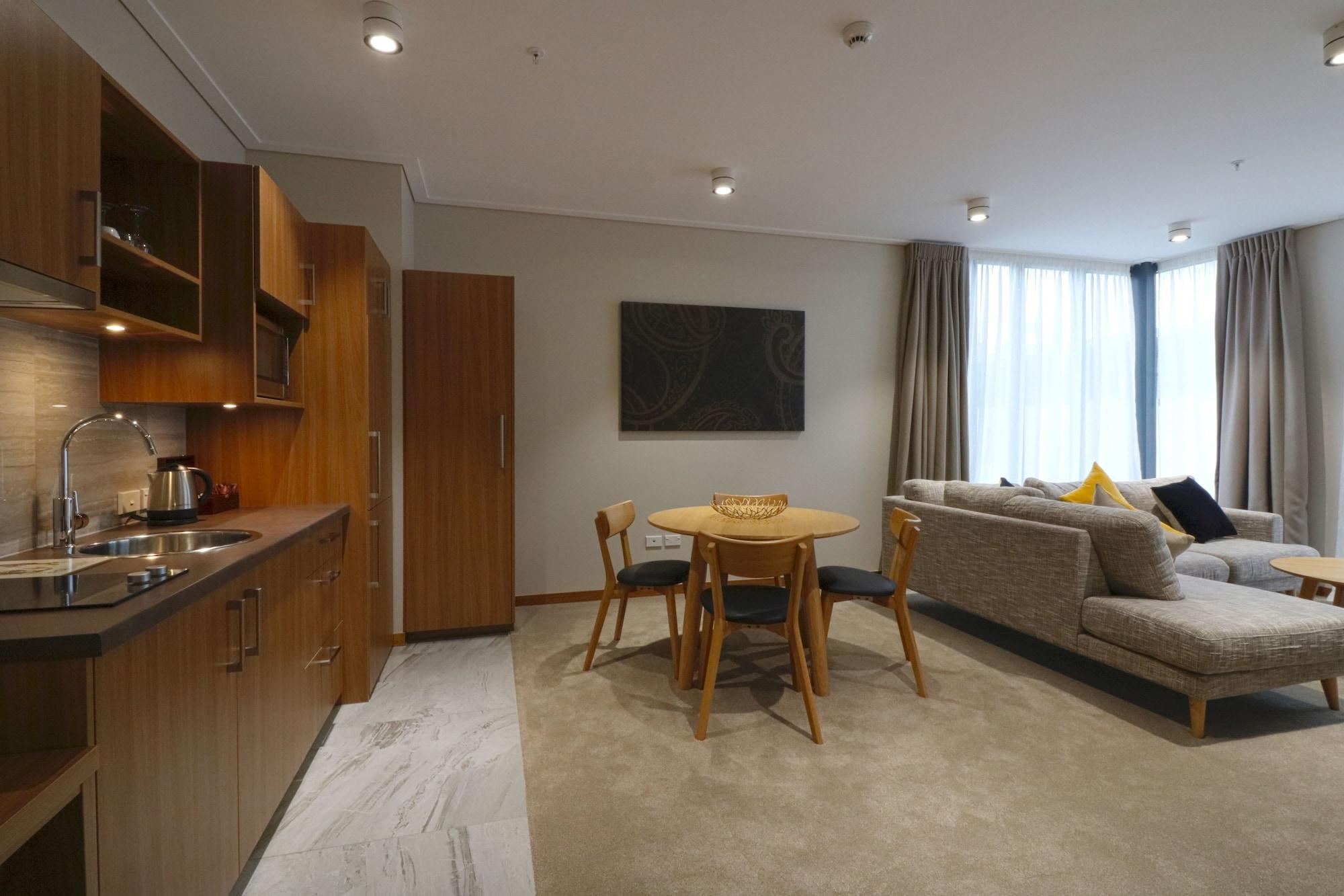 The Victoria 4*